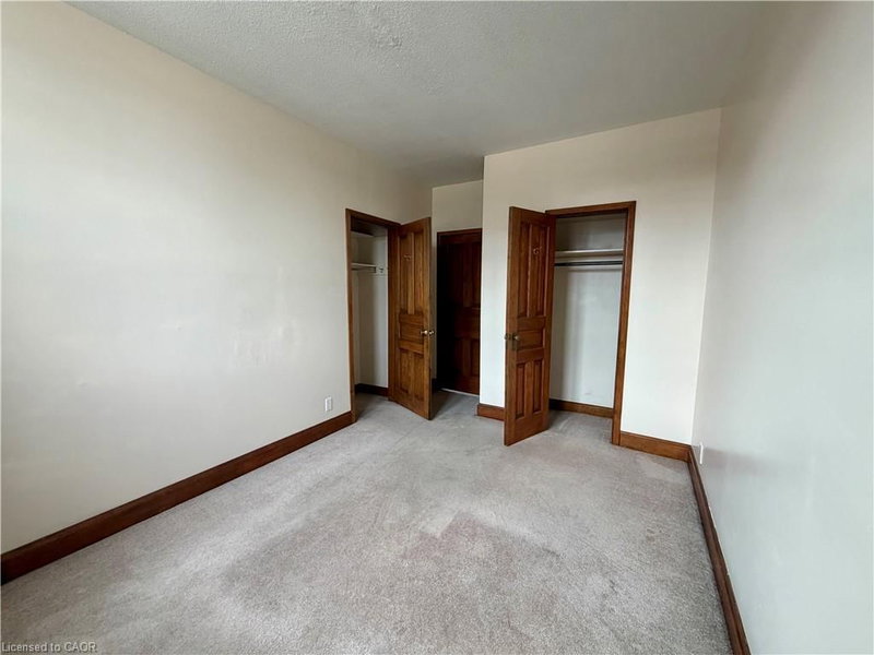F - 31 Regina Street N