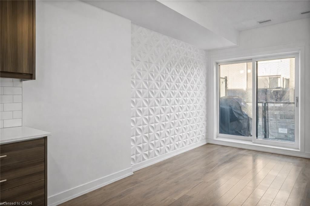 40-2059 Weston Road, Toronto, view 5