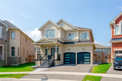 UPPER - 95 Goodwin Crescent