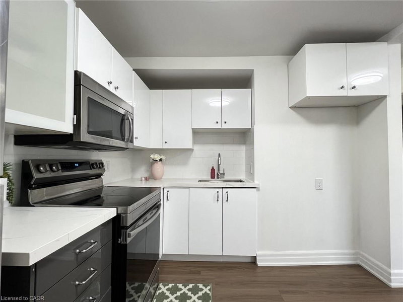 UPPER - 1164 Cannon Street E