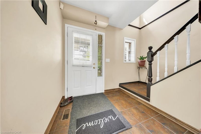 17 Buckthorn Crescent