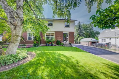 124 Queensway Drive
