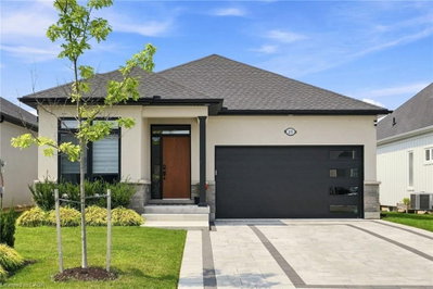 25 Sunrise Court