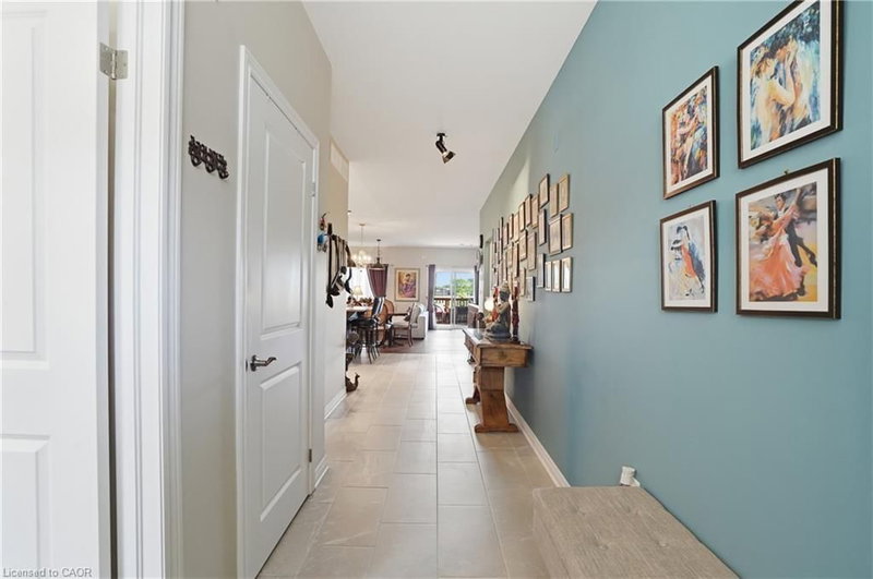 12 - 45 Dorchester Boulevard S