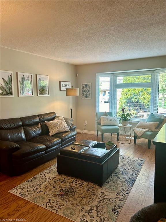 130 Brantwood Park Road photo 4