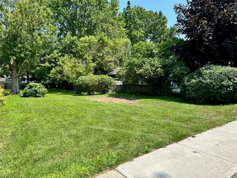 VL North Cayuga Street W