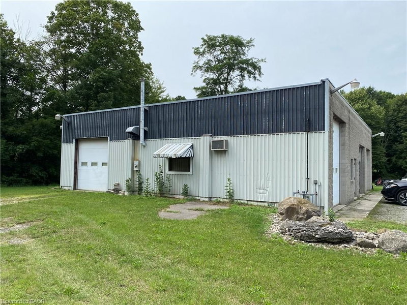 2427 Pinegrove Road