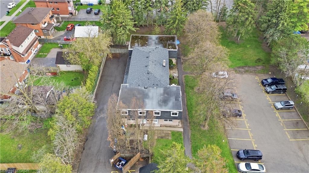 10-76 Borden Parkway, Kitchener, view 22