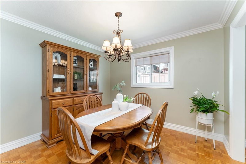 330 Hickory Circle photo 4