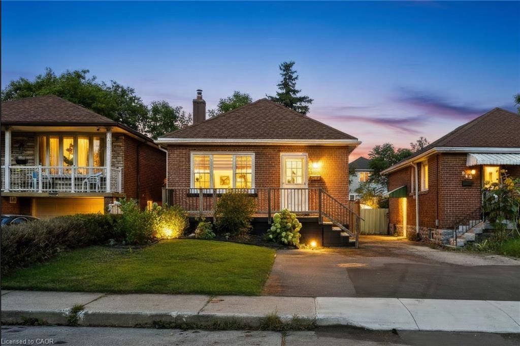 Single Family Residence for sale at 256 East 25th Street, Hamilton, ON, L8V 3A7 - Eastmount - MLS: 40855711