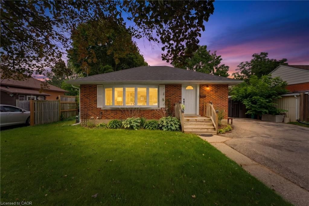 Single Family Residence sold at 66 Scrimger Avenue, Cambridge, ON, N1R 4W3 - Glenview, Lincoln, Oak - MLS: 40855720