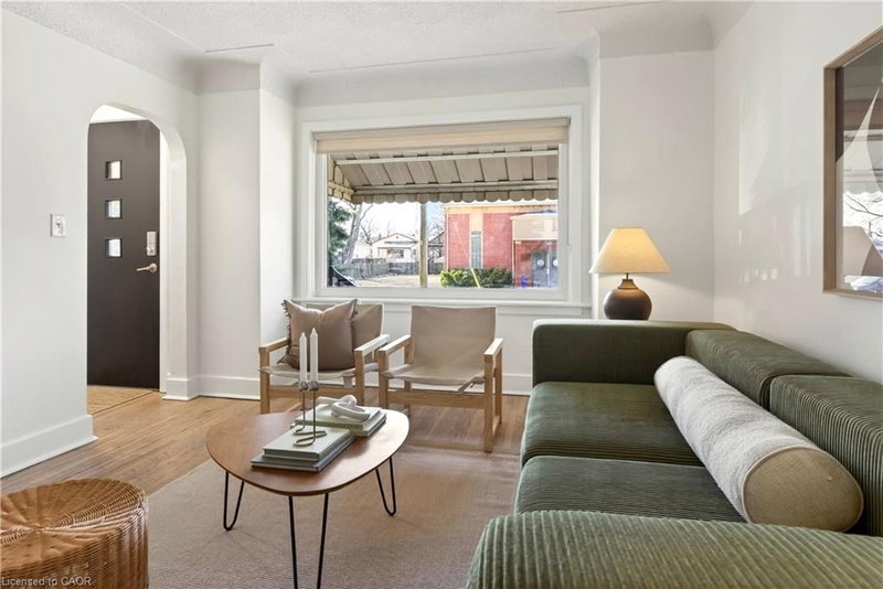 33 East 34th Street