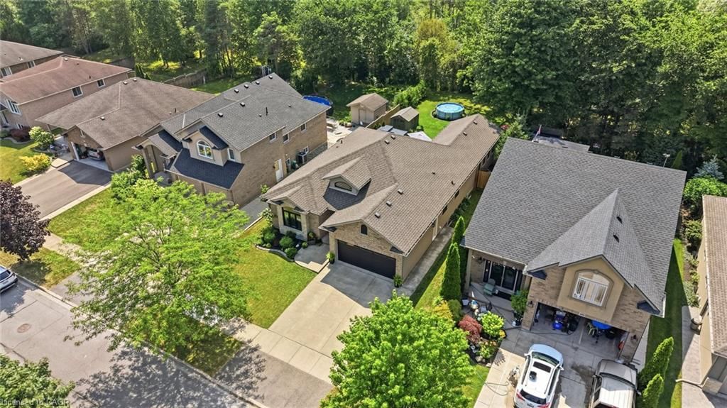 Single Family Residence sold at 395 Foxtail Avenue, Welland, ON, L3C 7N7 - West Welland - MLS: 40855860