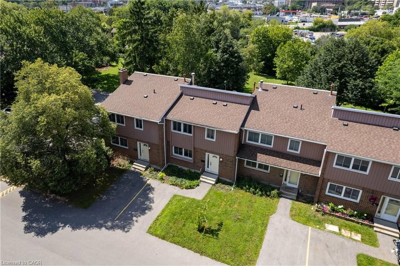 80 - 121 University Avenue E