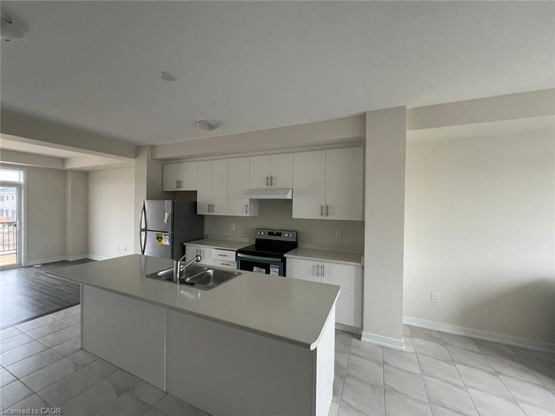 115 Melody Lane photo 5