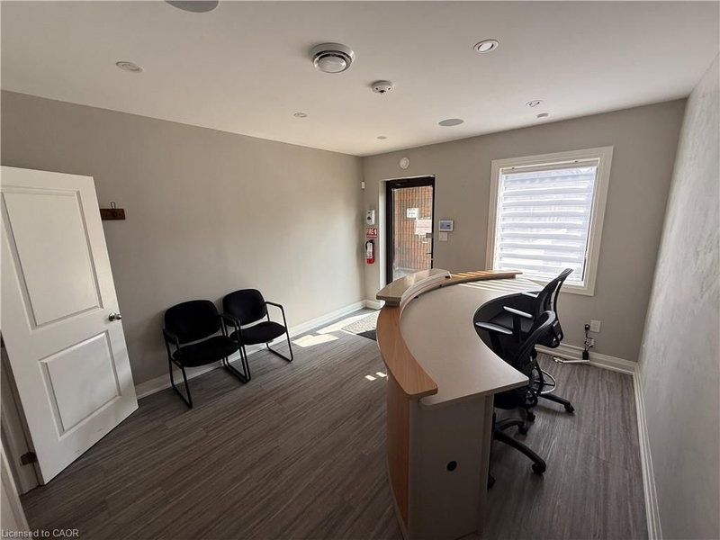 11 - 4180 Morris Drive