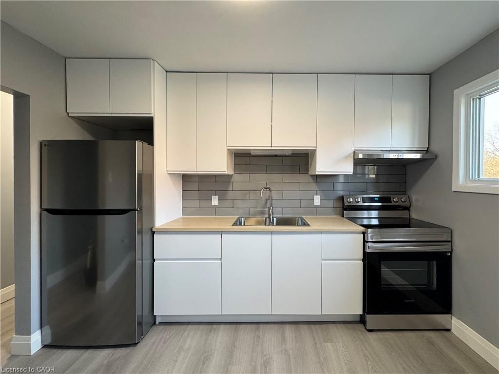 4 - 20 Raitar Avenue, Kitchener 4