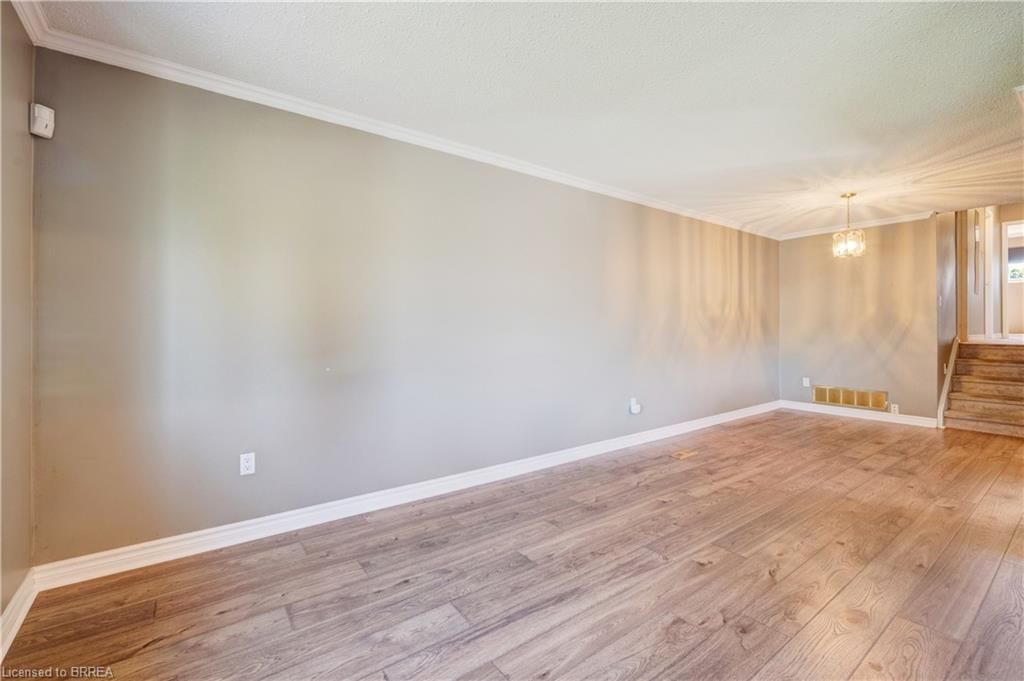 44 Marblehead Crescent, Brampton 5