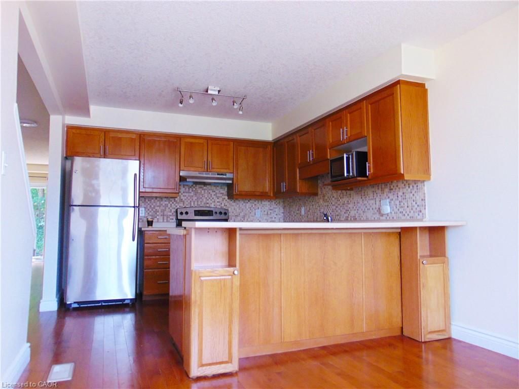 214 Snowdrop Crescent, Kitchener 3