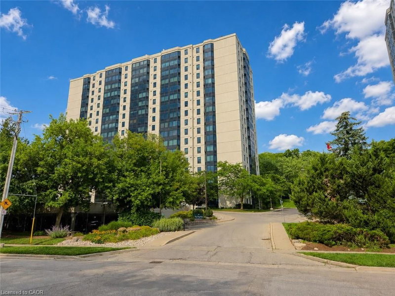1511 - 35 Green Valley Drive