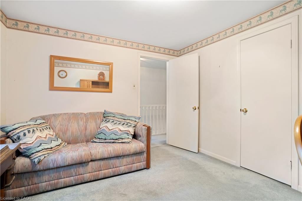 272 Sheldon Avenue, Kitchener, view 31
