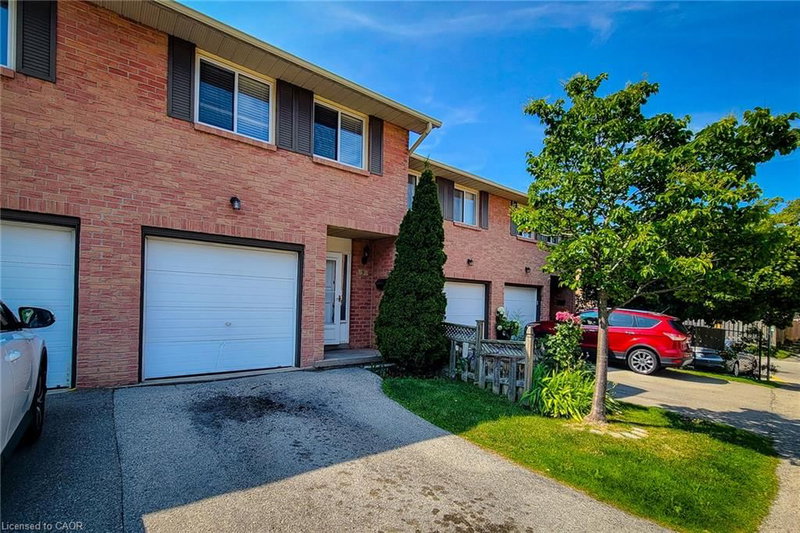3 - 40 Summercrest Drive
