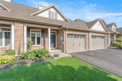58 Videl Crescent N