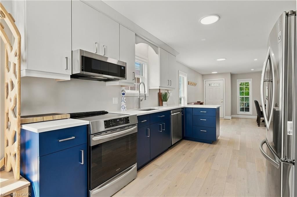 57 Wake Robin Drive, Kitchener, view 11