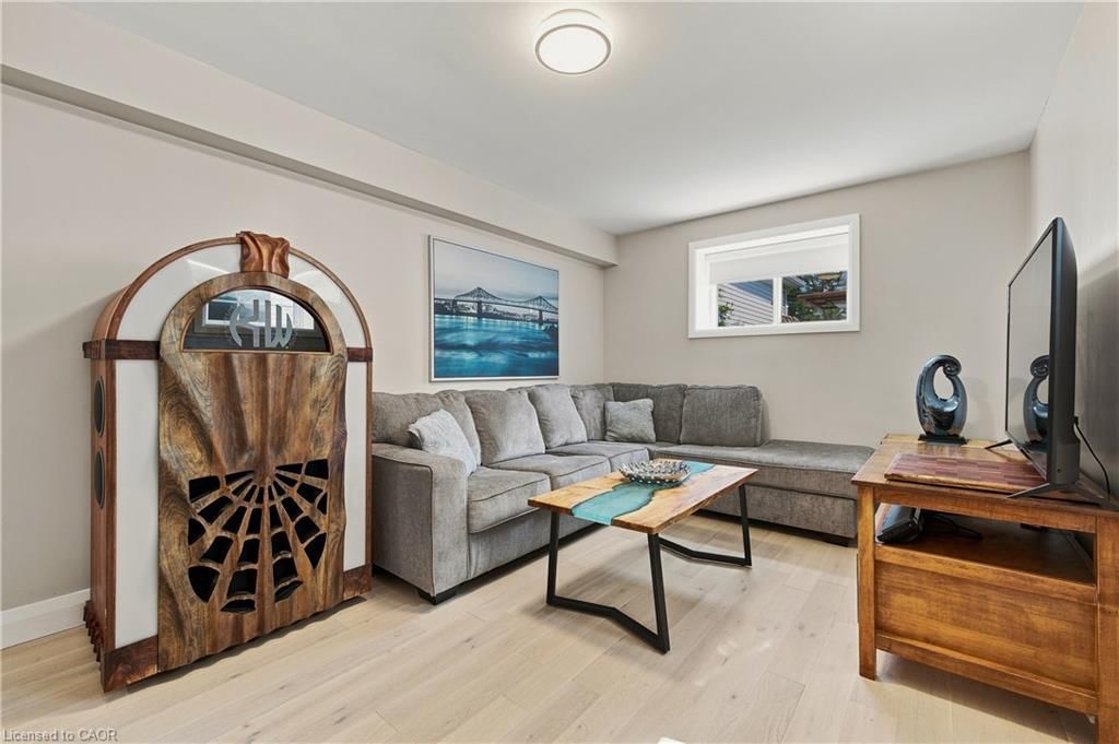 57 Wake Robin Drive, Kitchener, view 20