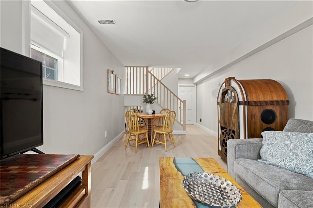 57 Wake Robin Drive, Kitchener, view 21