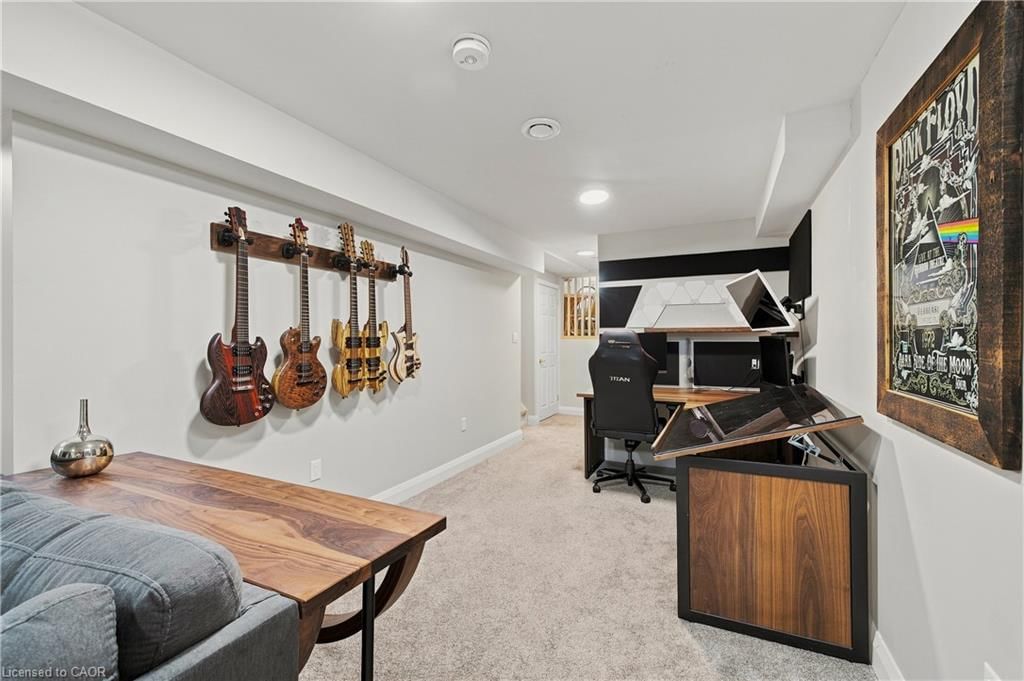 57 Wake Robin Drive, Kitchener, view 23