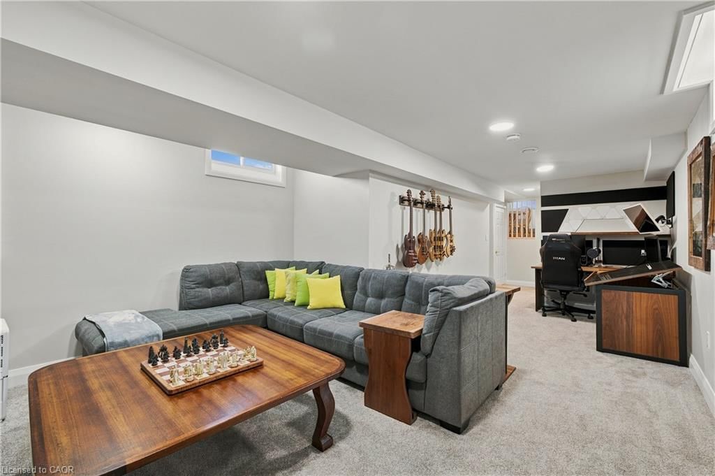 57 Wake Robin Drive, Kitchener, view 24