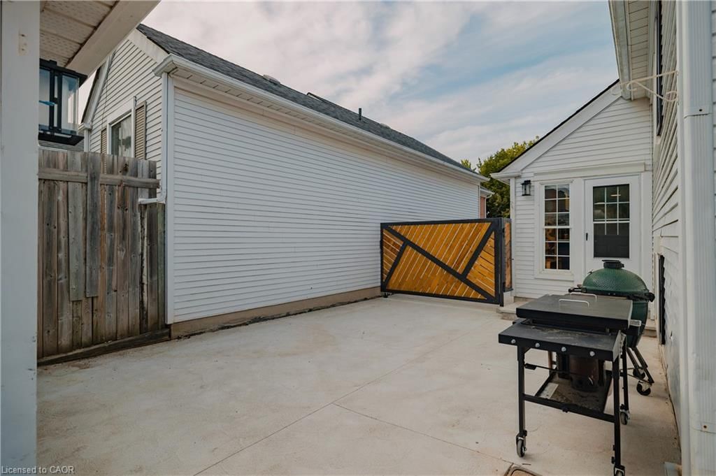 57 Wake Robin Drive, Kitchener, view 29