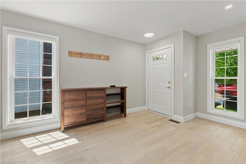 57 Wake Robin Drive, Kitchener, view 5