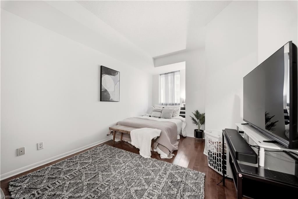 2502-231 Fort York Boulevard, Toronto, view 12
