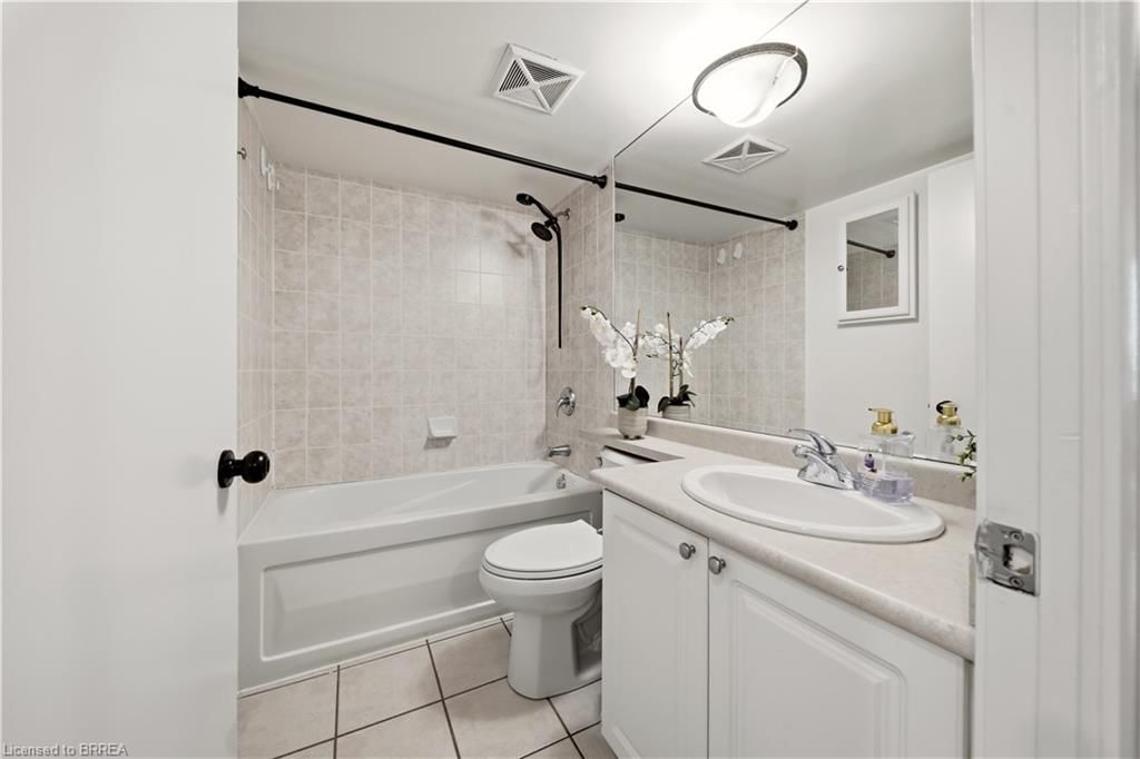 2502-231 Fort York Boulevard, Toronto, view 15