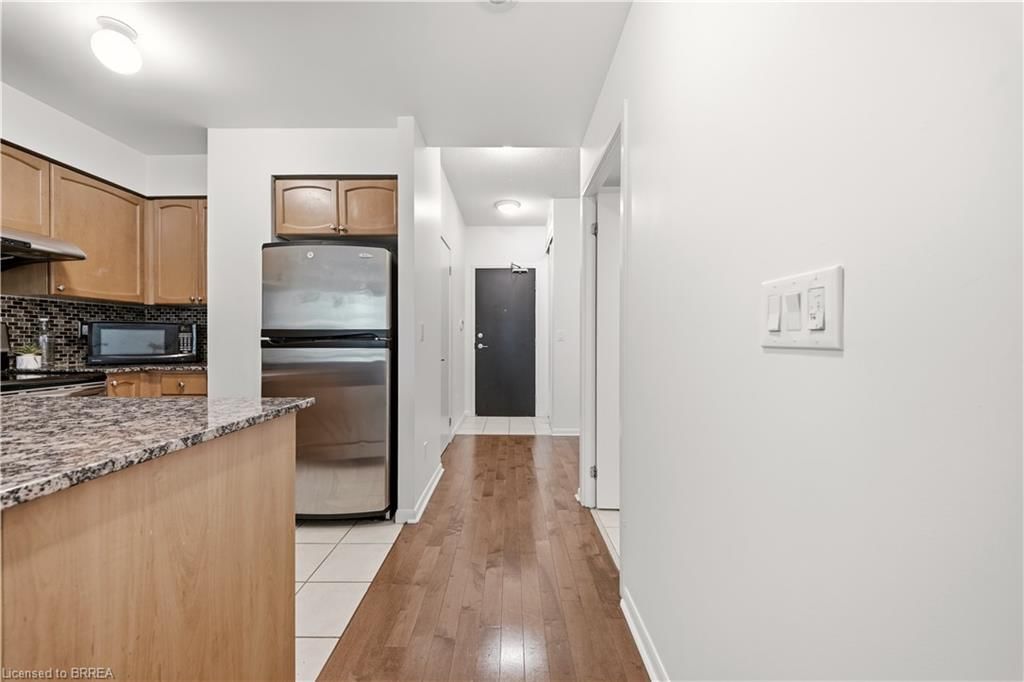 2502-231 Fort York Boulevard, Toronto, view 2