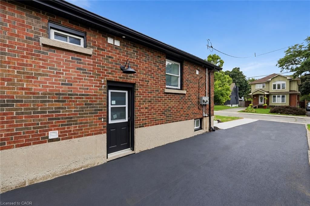 Duplex Up/Down sold at 156 East 36th Street, Hamilton, ON, L8V 3Z4 - Raleigh - MLS: 40856413
