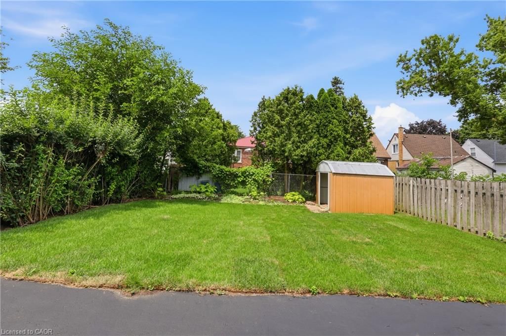 Duplex Up/Down sold at 156 East 36th Street, Hamilton, ON, L8V 3Z4 - Raleigh - MLS: 40856413