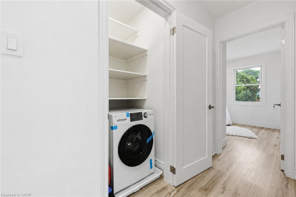 Single Family Residence for sale at 156 East 36th Street, Hamilton, ON, L8V 3Z4 - Raleigh - MLS: 40856417