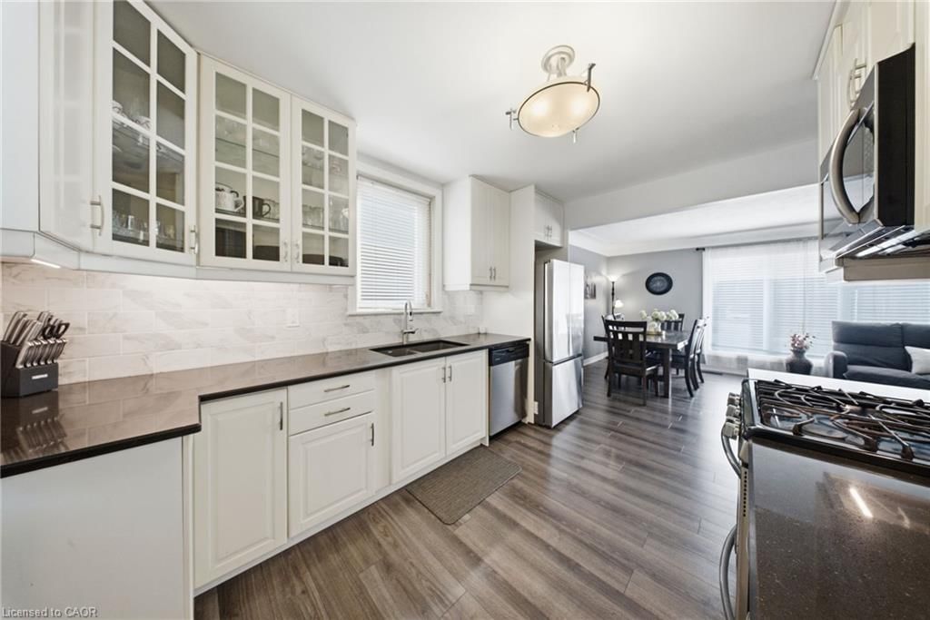 Single Family Residence sold at 203 West 31st Street, Hamilton, ON, L9C 5G3 - Westcliffe - MLS: 40856431