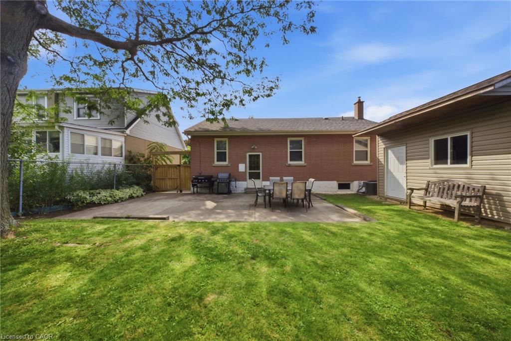 Single Family Residence sold at 203 West 31st Street, Hamilton, ON, L9C 5G3 - Westcliffe - MLS: 40856431