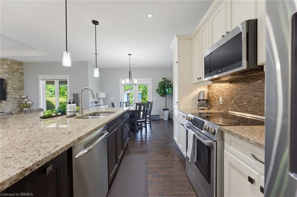 Single Family Residence sold at 13 Wingrove Woods, Brantford, ON, N3T 0M1 - SW Rural - MLS: 40856478