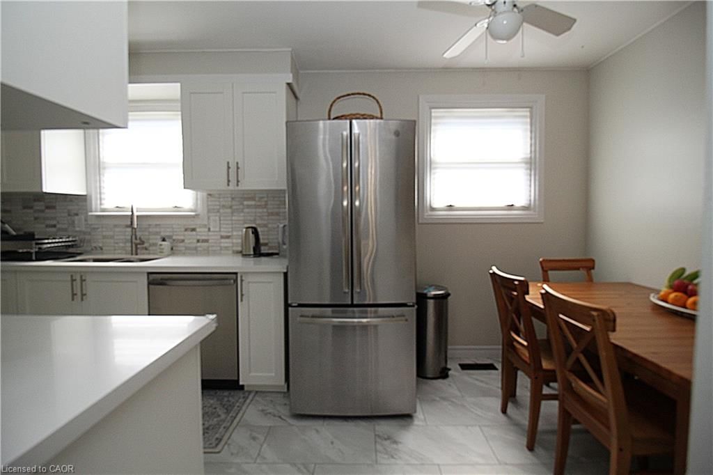 Single Family Residence for sale at 35 Garden Crescent, Hamilton, ON, L8V 4T3 - Burkholme - MLS: 40856484