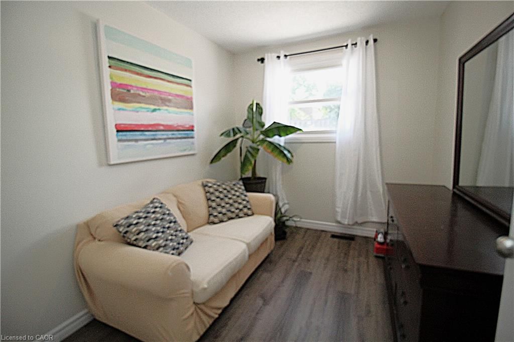 Single Family Residence for sale at 35 Garden Crescent, Hamilton, ON, L8V 4T3 - Burkholme - MLS: 40856484