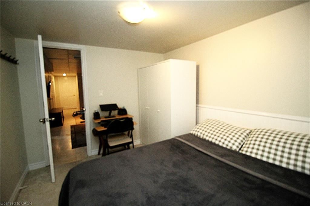 Single Family Residence for sale at 35 Garden Crescent, Hamilton, ON, L8V 4T3 - Burkholme - MLS: 40856484