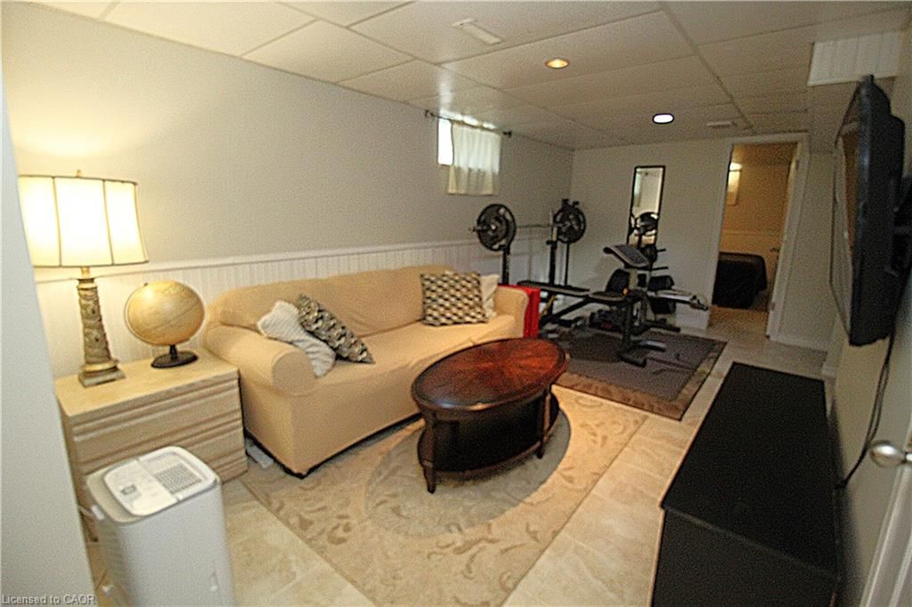 Single Family Residence for sale at 35 Garden Crescent, Hamilton, ON, L8V 4T3 - Burkholme - MLS: 40856484