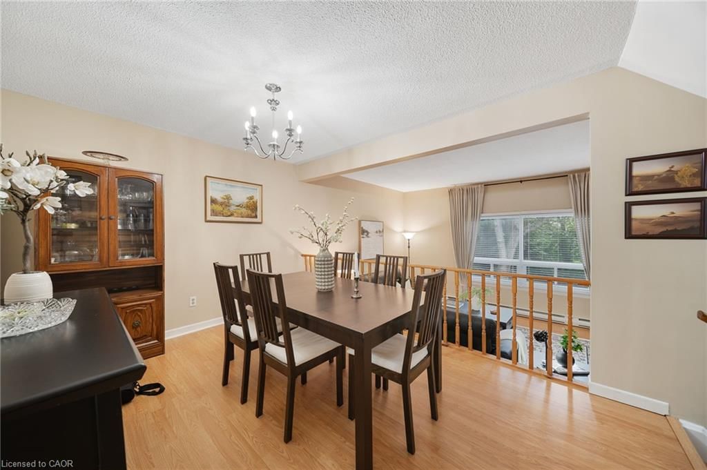 Row/Townhouse for sale at 4 Patrice Court, Dundas, ON, L9H 5P5 - Governor - MLS: 40856488