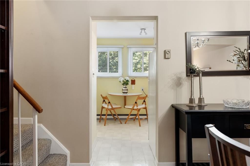 Row/Townhouse for sale at 4 Patrice Court, Dundas, ON, L9H 5P5 - Governor - MLS: 40856488