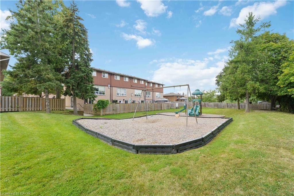 Row/Townhouse for sale at 3-66 Summercrest Drive, Hamilton, ON, L8K 6G6 - Gershome - MLS: 40856495